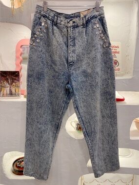80s Retro Stud-Embellished Bedazzled Acid Wash Women’s High Rise Blue Jeans